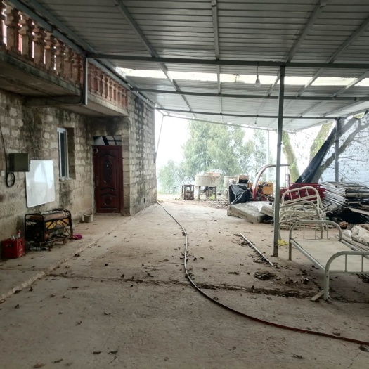 重庆市巴南区400平农家小院，环境优美视野开阔，公路知道门前交通方