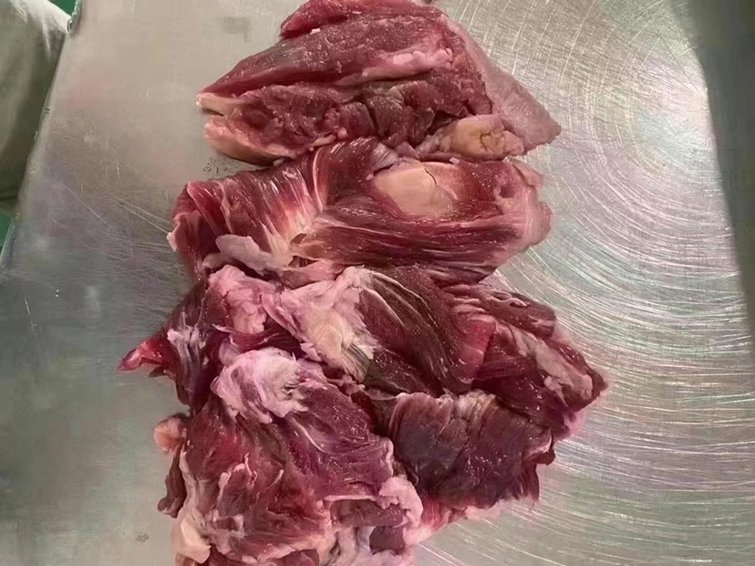 国产牛碎肉 牛碎肉  纯干牛碎肉 精选 80-90比例