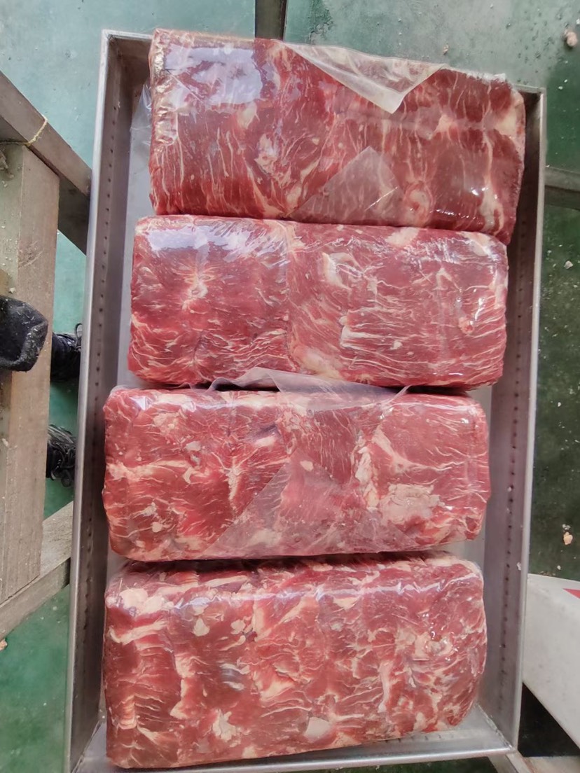 国产牛碎肉 牛碎肉  纯干牛碎肉 精选 80-90比例