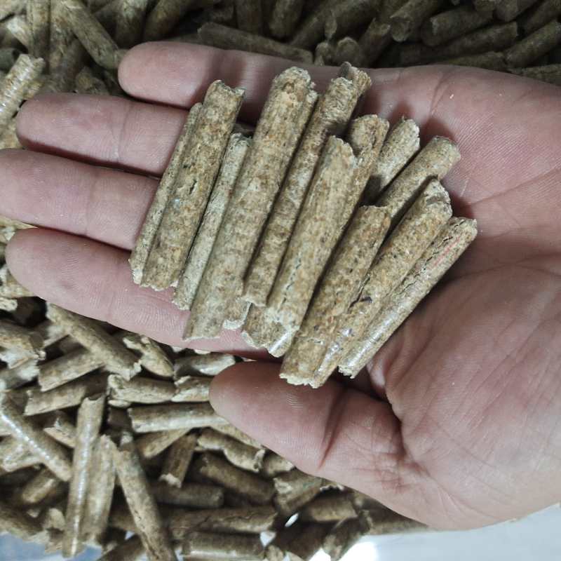 灵寿县燃料 生物质颗粒 生物质燃料 松木颗粒