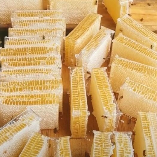 蜂巢蜜嚼着吃盒装500g百花农家自产土蜂蜜纯正老蜜巢蜜块