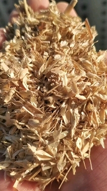 亳州压缩麦糠（小麦壳）牛羊马饲料