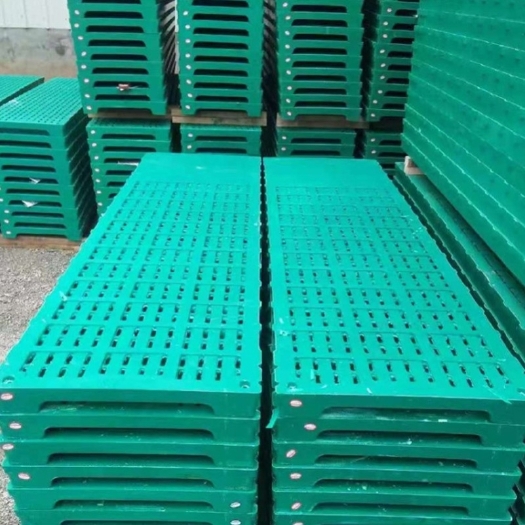新乐市猪用漏粪板母猪产床复合漏粪板育肥保育仔猪复合板羊用漏粪板