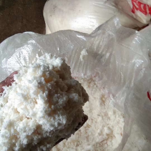 玉林大量豆腐渣发酵豆腐渣，发酵好的豆腐渣可以直接饲喂，厂家直协。