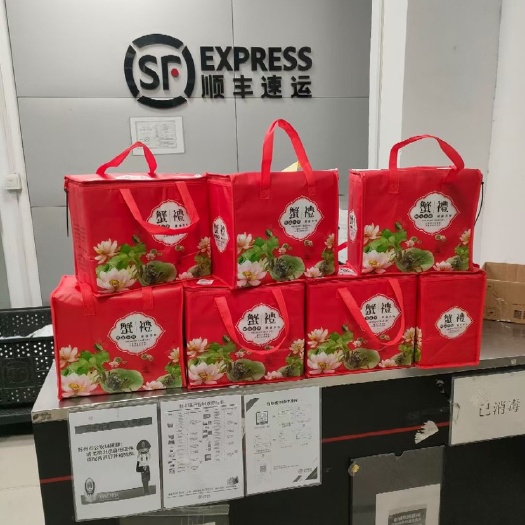苏州阳澄湖镇大闸蟹