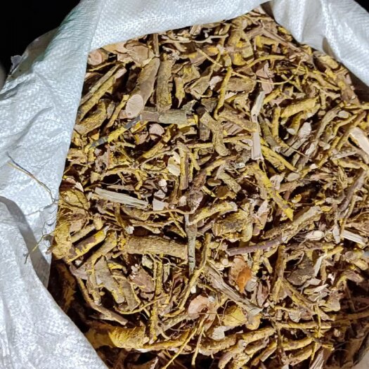 从江县山杜仲，黄皮杜仲根小条手砍段子干货！