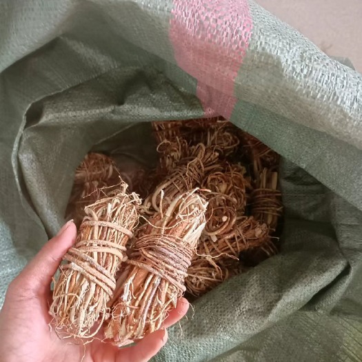 永福县五指毛桃，无硫，香味浓郁，煲汤佳品