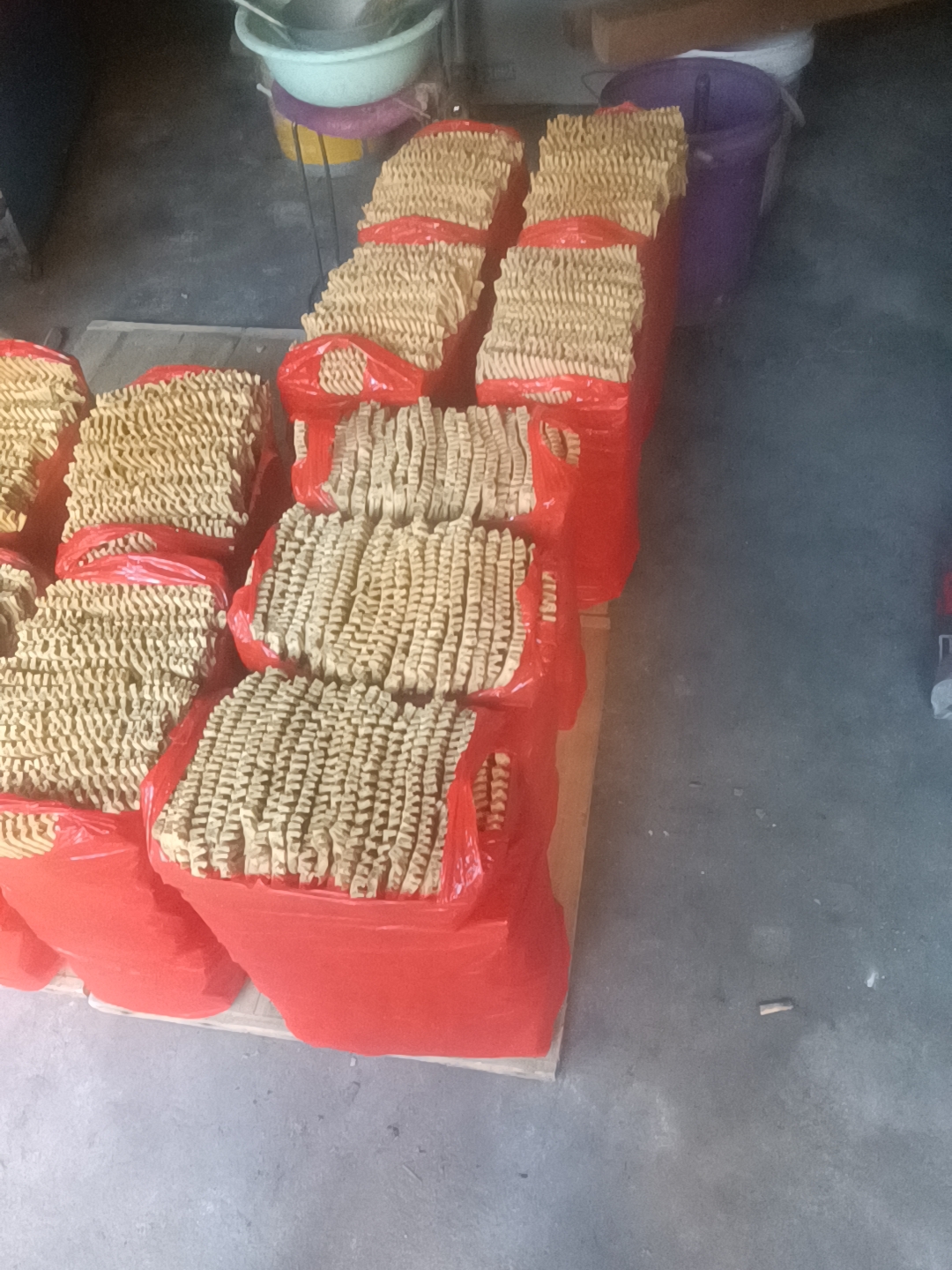 邳州市蘭花干，自家純手工制作，需要請聯系，大量要蘭花干送貨上門