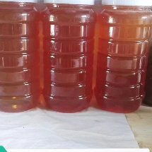 洛宁县河南洛宁鹰账山老林百花土蜂蜜货真价实质量保障，假一罚十。