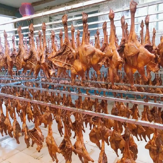 潍坊风干鸡腊鸡 厂家批发  真空包装风干鸡小公鸡地摊赶集货源