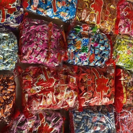 奶糖麻糖巧克力花生糖各种硬糖软糖称斤模式地摊展会年货厂家批发