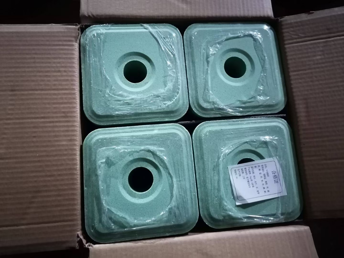 牛羊舔砖，高密度增强微量元素糖蜜高钙全能舔砖