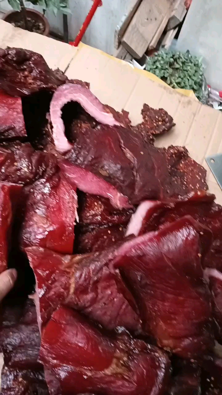 猪肉类 腊肉 大块肉 麻辣大块肉 五香大块肉，现货供应下单秒