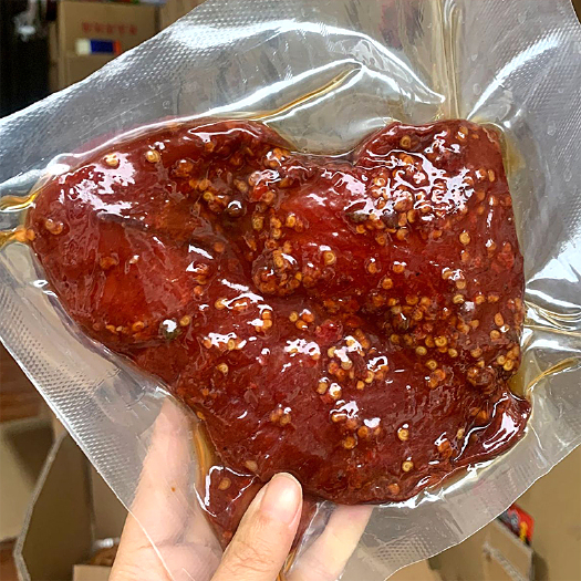 成都真空酱香肉五香麻辣味酱香肉批发江湖地摊展销会旅游景点热卖