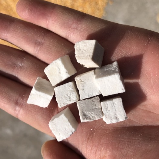 岳西县大别山茯苓大量供货，有需要的老板看过来，欢迎联系
