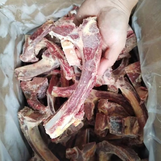 河间市肋眼骨，也叫牛肋排，手把肉，适合炖锅，肉含量高。