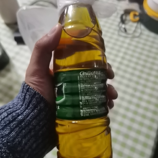 长治核桃油自家酿的，30一小瓶。500ml