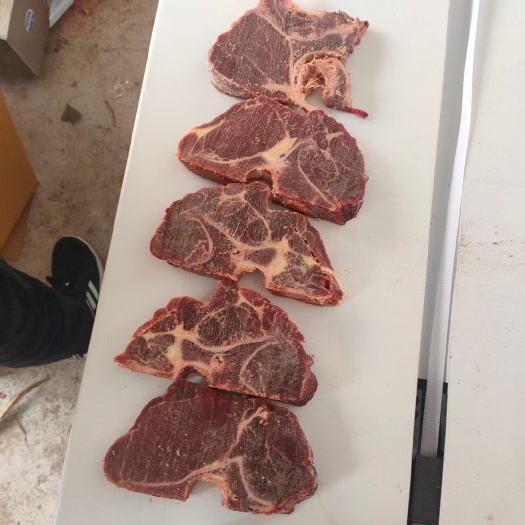 牛骨   （牛脖骨）  可剧片