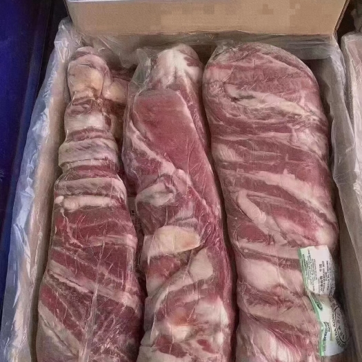 郑州牛腩肥瘦相间质量如图一件50斤左右