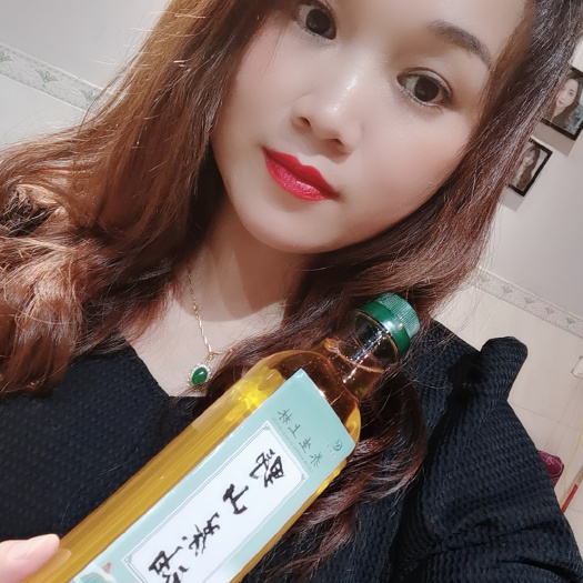 上林县山茶油婴儿护肤茶油宝宝红屁屁外用孕妇抚触按摩油天然野生茶籽油