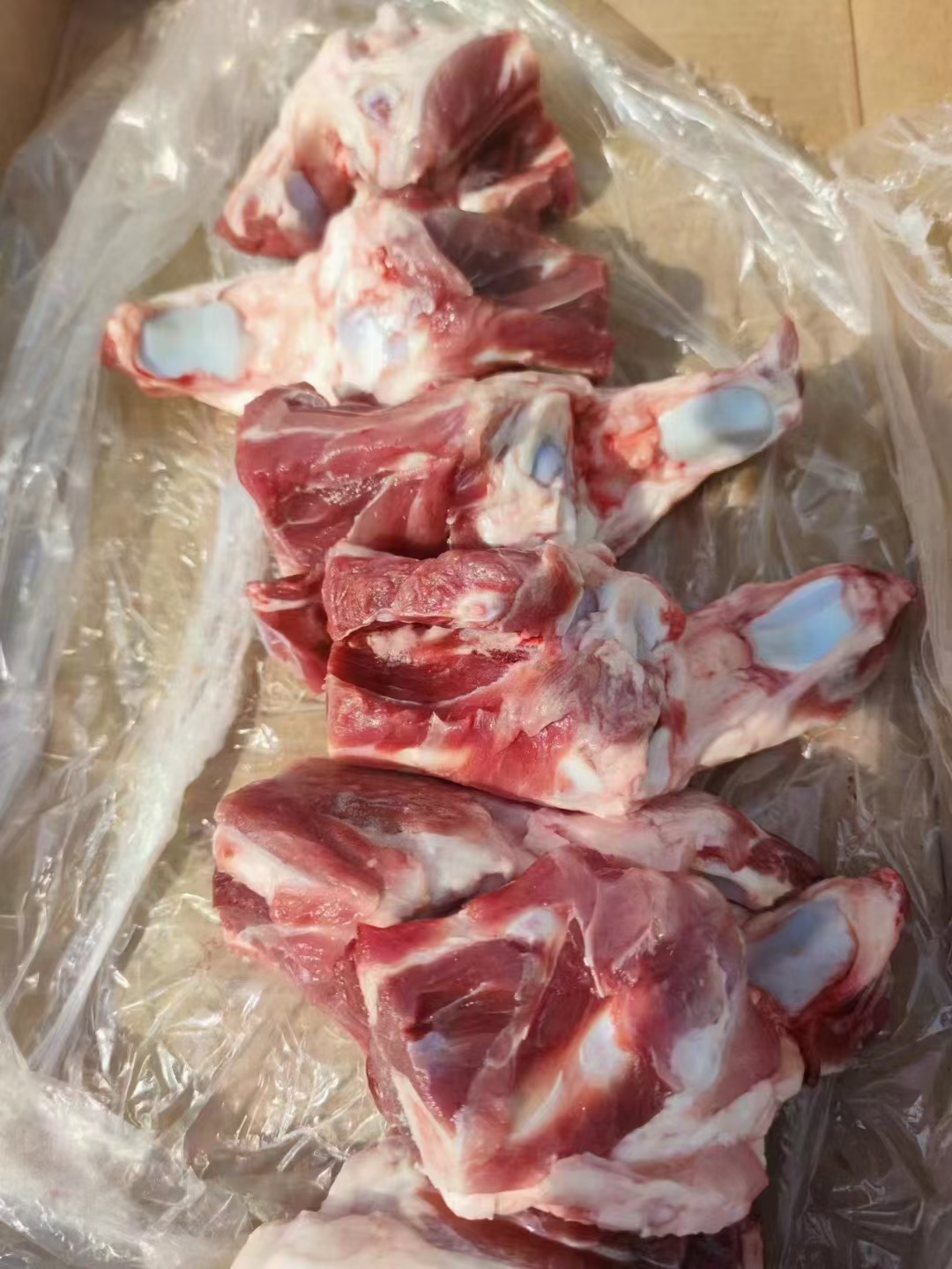 160多肉肘骨   自助酱骨头专用几块钱一斤