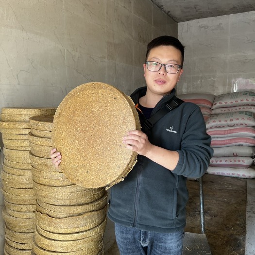 沭阳县农家豆饼非转基因大豆纯豆饼肥豆渣蔬菜肥料黄豆饼有机肥农家养花