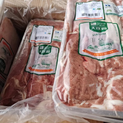 锡林浩特大量批发羔羊高钙肉。锡林郭勒羊，保质保量。