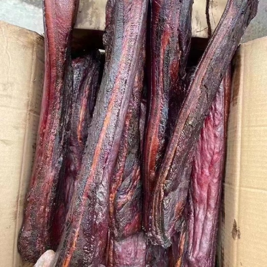 A烟熏干三线腊肉 一手工厂 摆摊门市展会供应 常年不断货