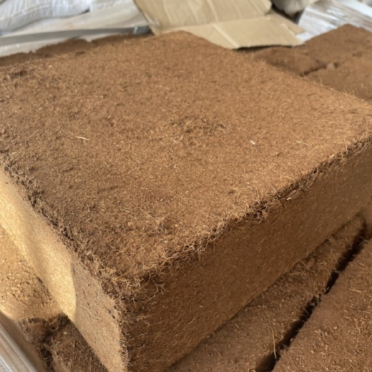 脱盐椰砖，泡发快，ec值含量低，昆明一级代理货源，整柜价