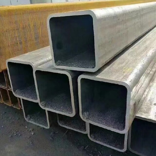 天津大量方管现货