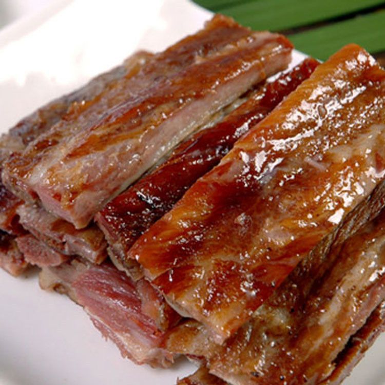 切好剁好柴火烟熏腊排骨湖南特产腊排腊肉腊肠腊味腊排骨
