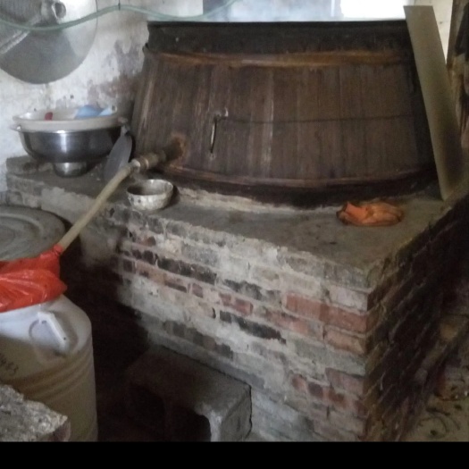 册亨县出售农村自做，出售大米酒包谷酒。