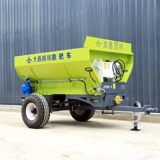 大连厂家直供家用3方圆盘撒肥车，小型农场家用撒粪车