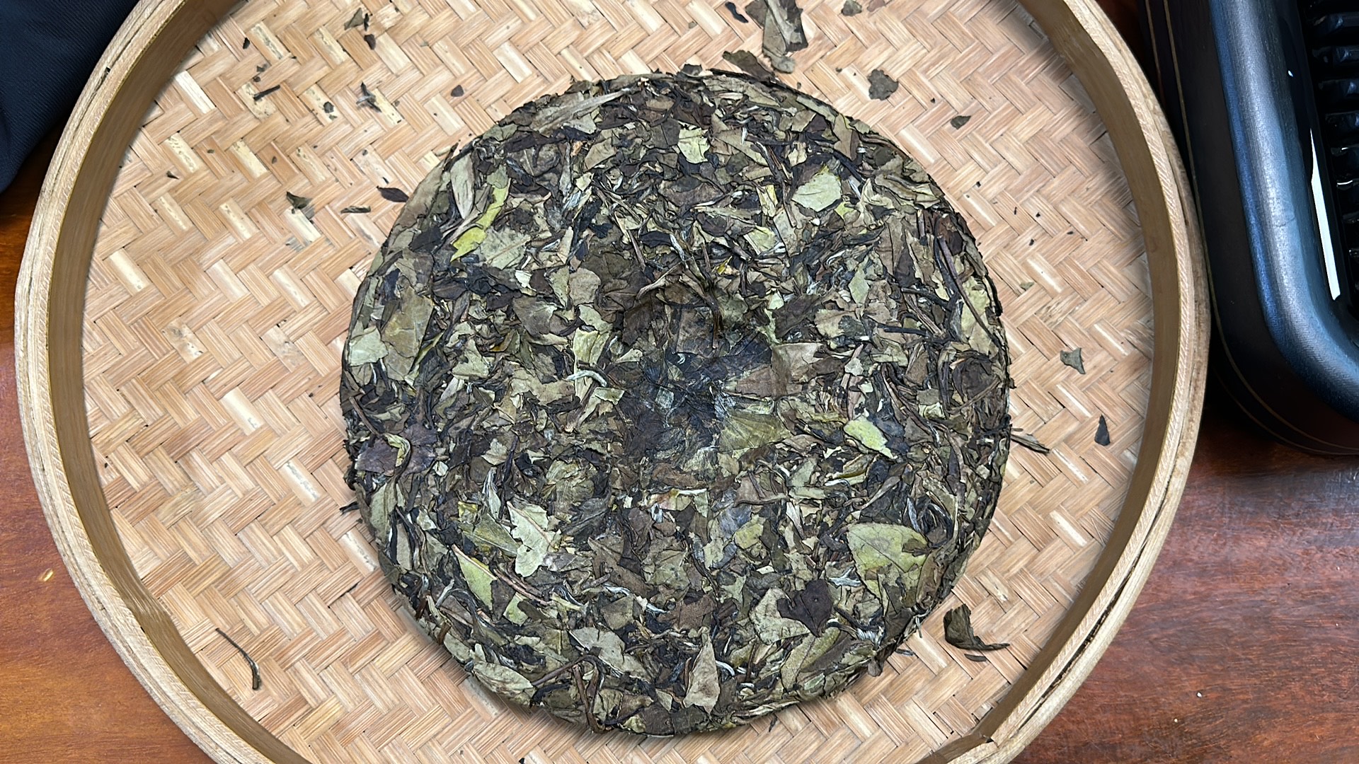 2018年 福鼎白茶  春尾茶饼 350g