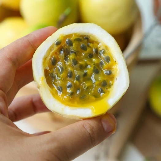 昆明一件代发货钦蜜9号黄金百香果香气馥郁风味浓郁果珠爆汁丰富VC