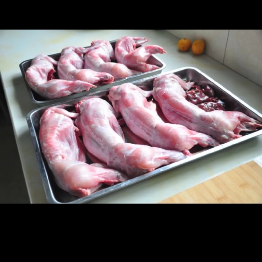 祁县自家养殖的新鲜肉兔现杀现卖（去头）剂绿色食品真空包装