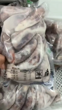 羊肠灌肉满满的瘦肉二斤一包装