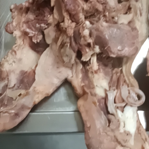 丰县原味猪头肉，9.5成熟，可加盐，带核桃肉，可真空封装！