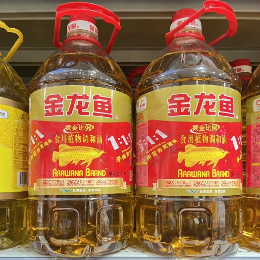 南阳金龙鱼1:1转基因油  规格：4升 4.5升5升
