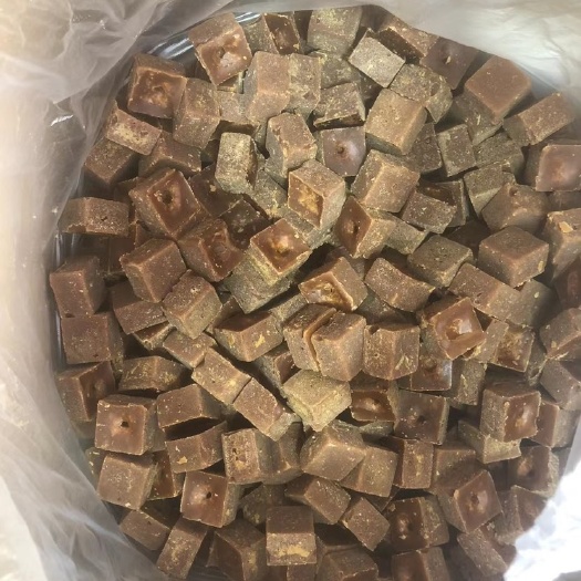 耿马县云南纯甘蔗熬制手工红糖