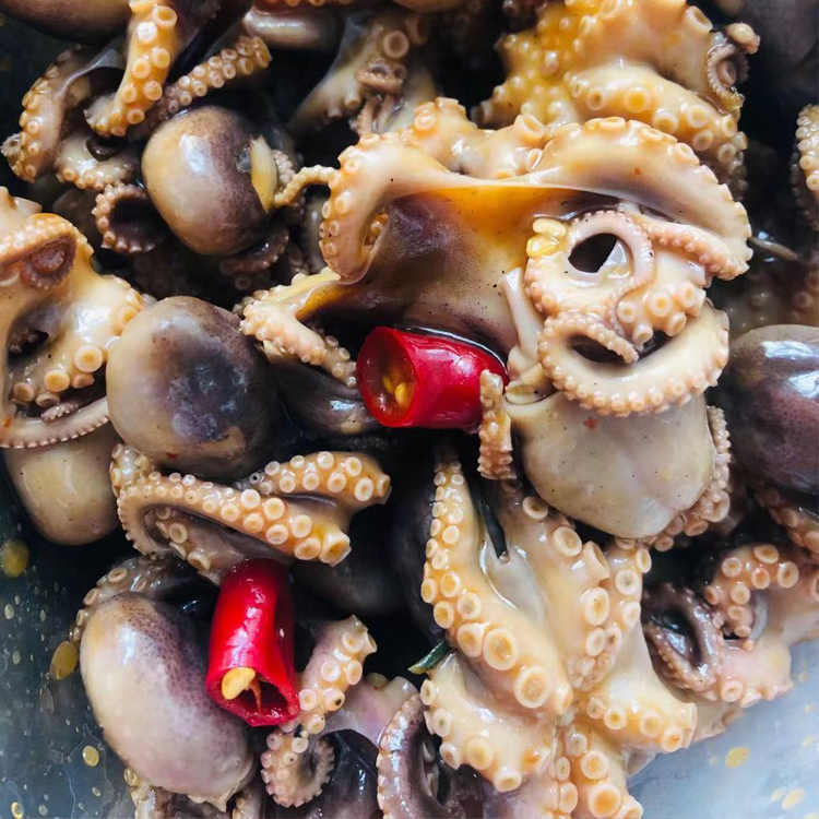 麻辣八爪鱼
​各种熟食，凉菜，捞汁小海鲜，卤味卤菜批