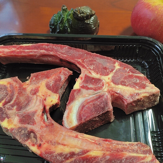 阳信县手把牛肋排，满满的肉含量，本厂手续齐全，质量保证，全国发货。