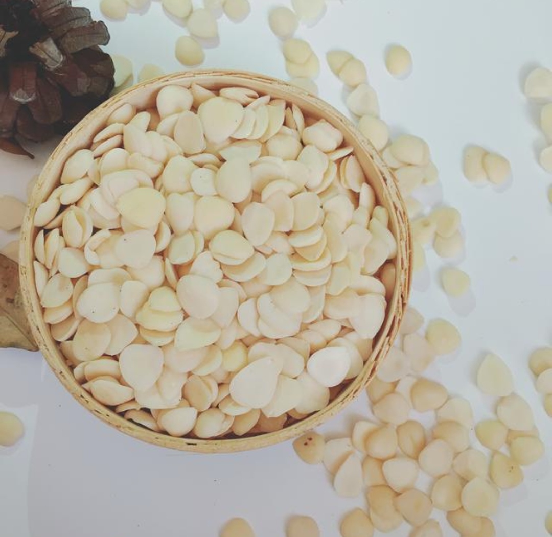 苦杏仁桃仁，大量现货，量大从优。