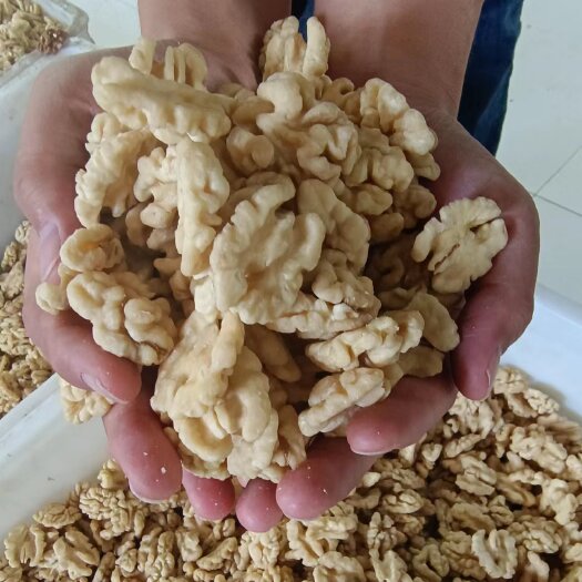 汾阳市去皮核桃仁 脱衣核桃仁产地直发！品质好 价格低 全国包邮！