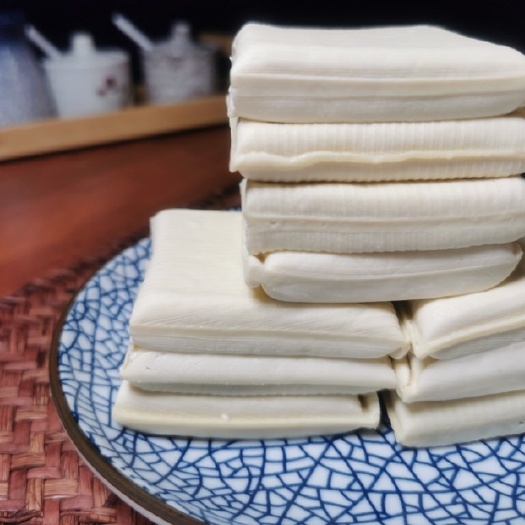 石屏县云南石屏手撕方块嫩豆腐
