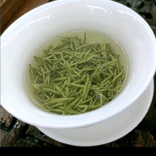 麻城市麻城龟峰山东南沟雲雾绿茶（高山茶）