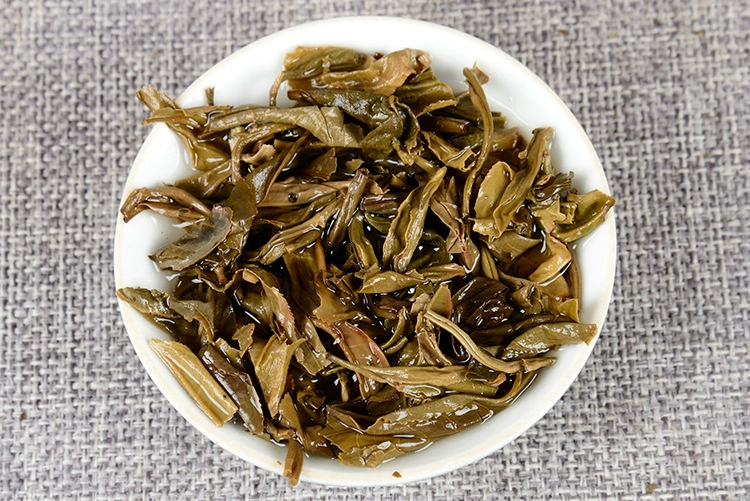 冰岛古树100克生茶普洱小茶饼