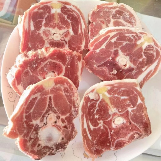 济南羊脖骨，满肉羊脖，可以加工切片，肉满带骨髓，酱煮卤炖均可