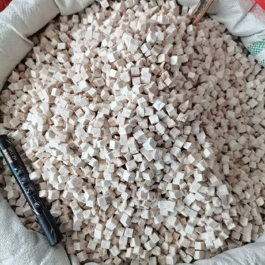 玉林全干无硫统货茯苓小米丁