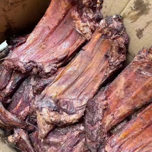 重庆市烟熏腊三角排骨（一手工厂 平台摆摊展会供应常年不断货）